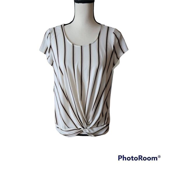 Adrianna Papell Striped Knotted Front Top. Size S. - Picture 1 of 8